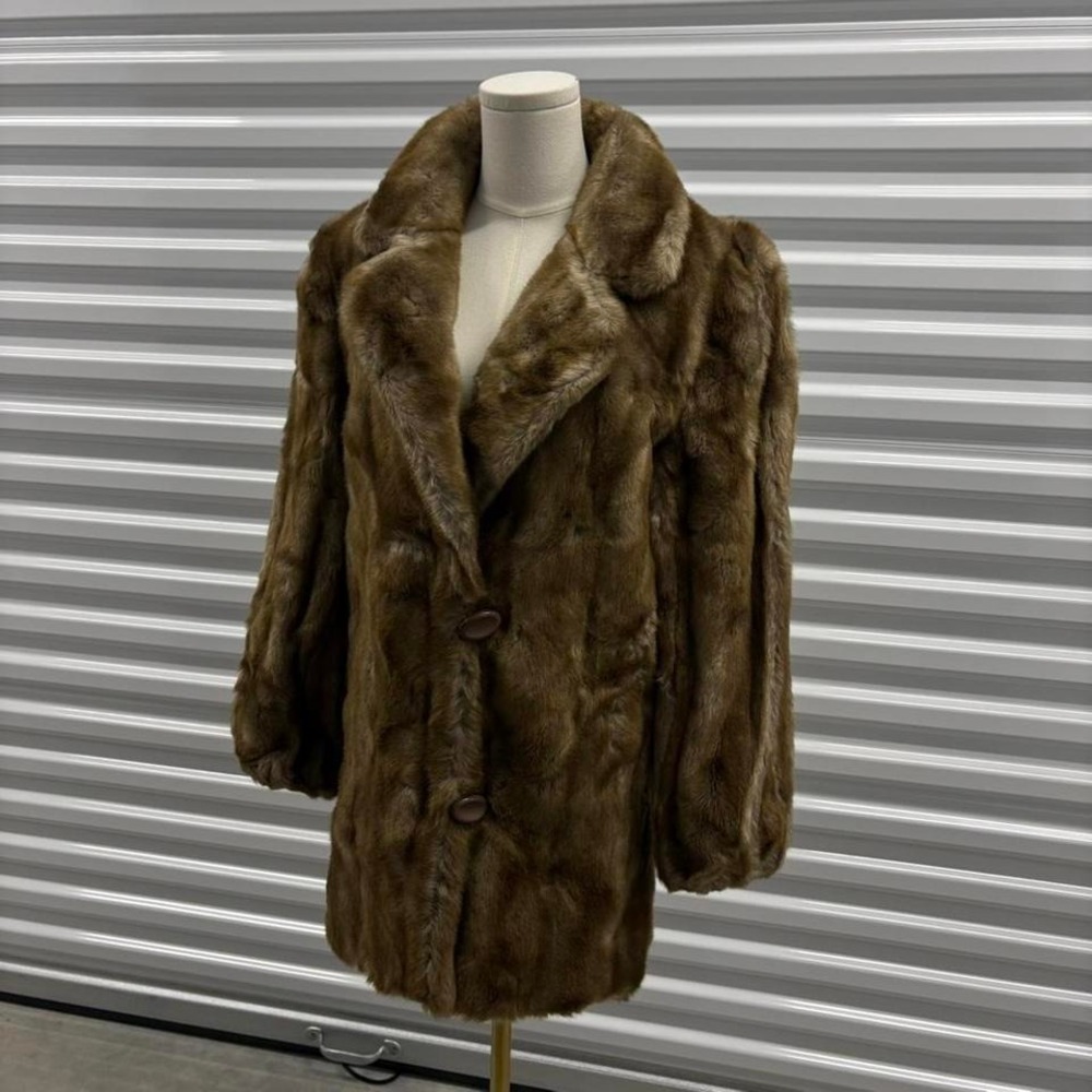 Vintage Genuine Fur Coat – Dubrowsky & Perlbrimder ✨